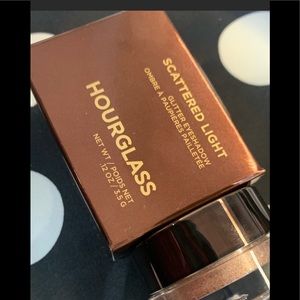 Hourglass eyeshadow